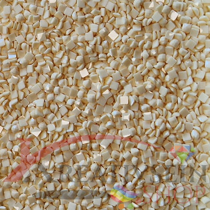 DMC 3047 Yellow Beige LT - eckige Steine - Diamond Painting