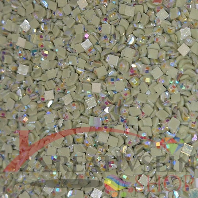 DMC 3348 Yellow Green LT - eckige Steine - Aurora Borealis (AB) - Diamond Painting