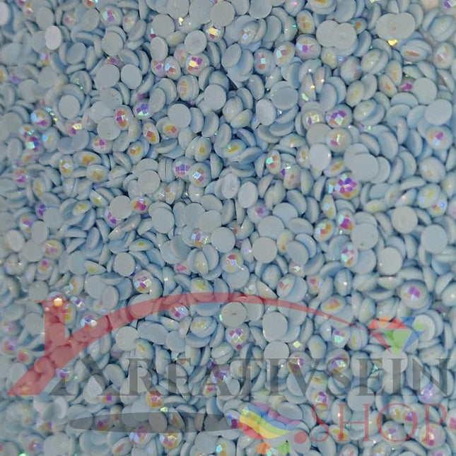 DMC 3841 Baby Blue PALE - runde Steine - Aurora Borealis (AB) - Diamond Painting