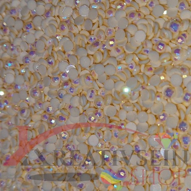 DMC 712 Cream - runde Steine - Aurora Borealis (AB) - Diamond Painting